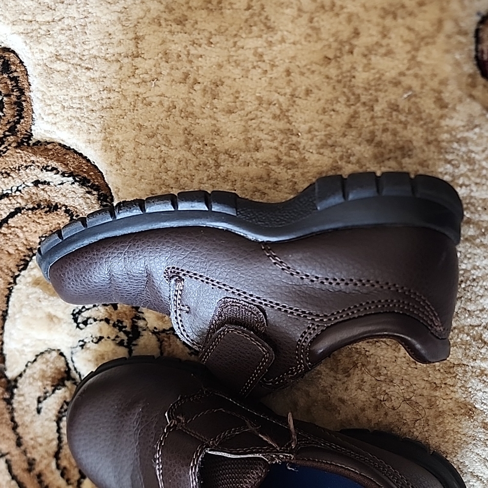 Boy's 👟 - Picture 4 of 7